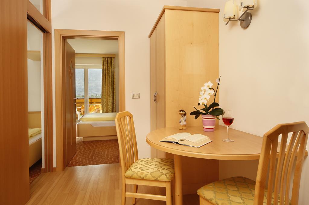 Pension Rosemarie Marlengo Exterior foto